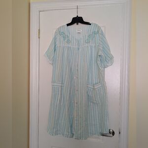 Vintage Croft And Barrow GreenBlue Striped Button-Up Nightiewith Embroidery 1x